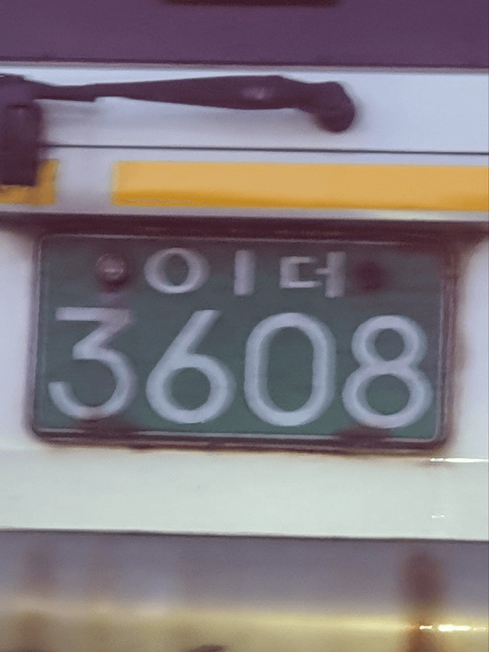 Ugh_HH/56800/6170473789704487894