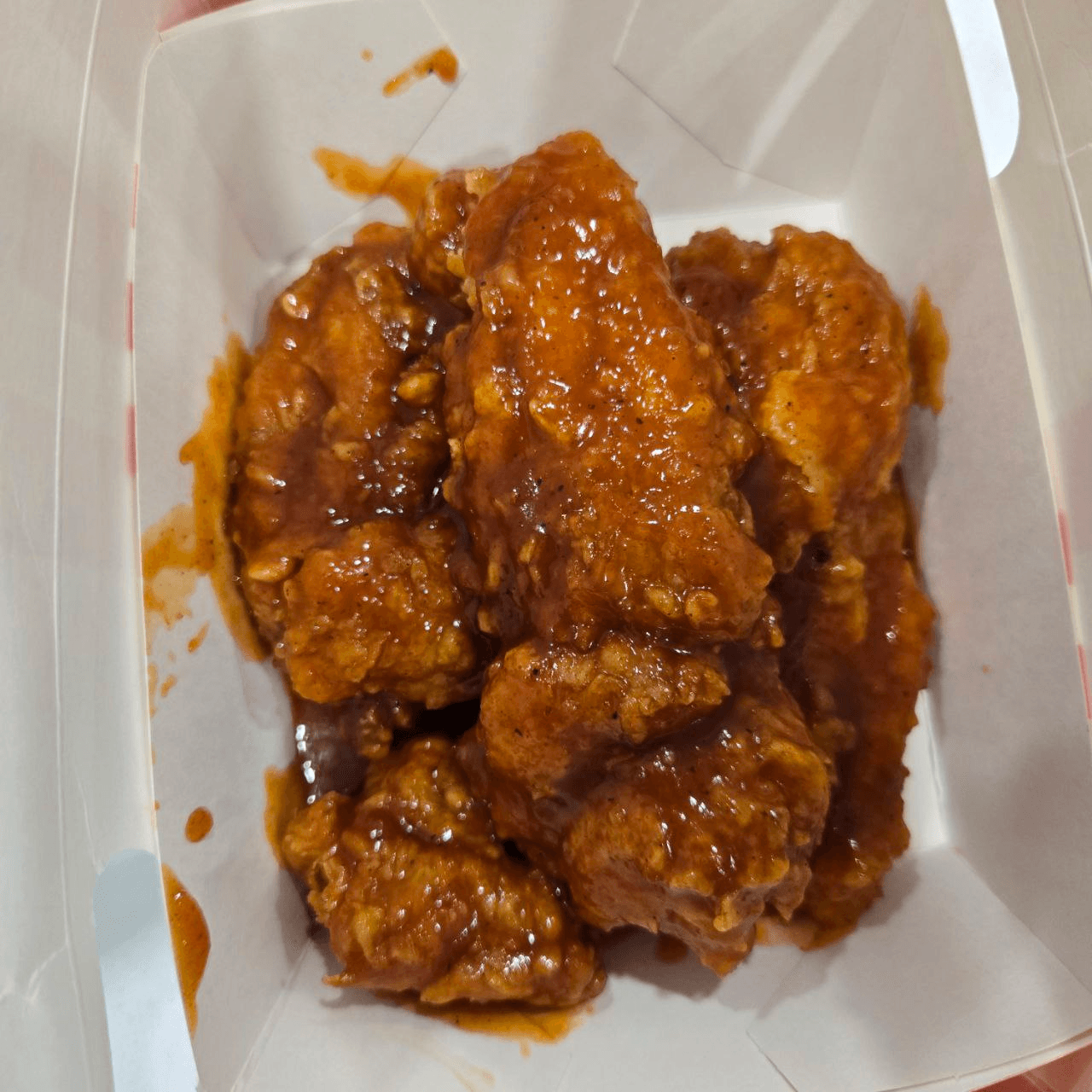 Ugh_HH/70937/6145517190745099126