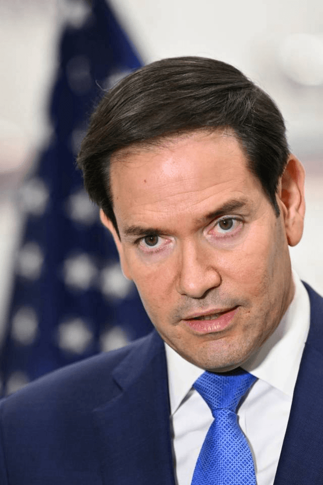 Ugh_HH/71866/6181731818114059550