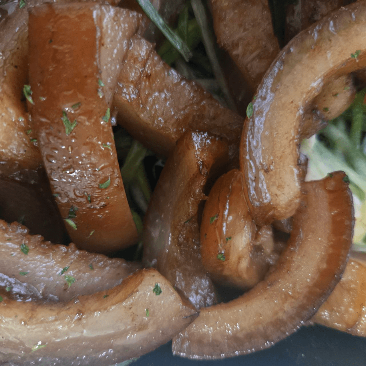 Ugh_HH/74059/6278128373343128837