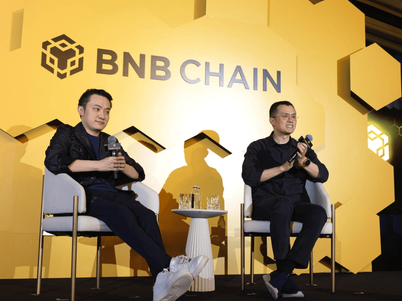 airdr0p_lab/9338/6314340273404105117