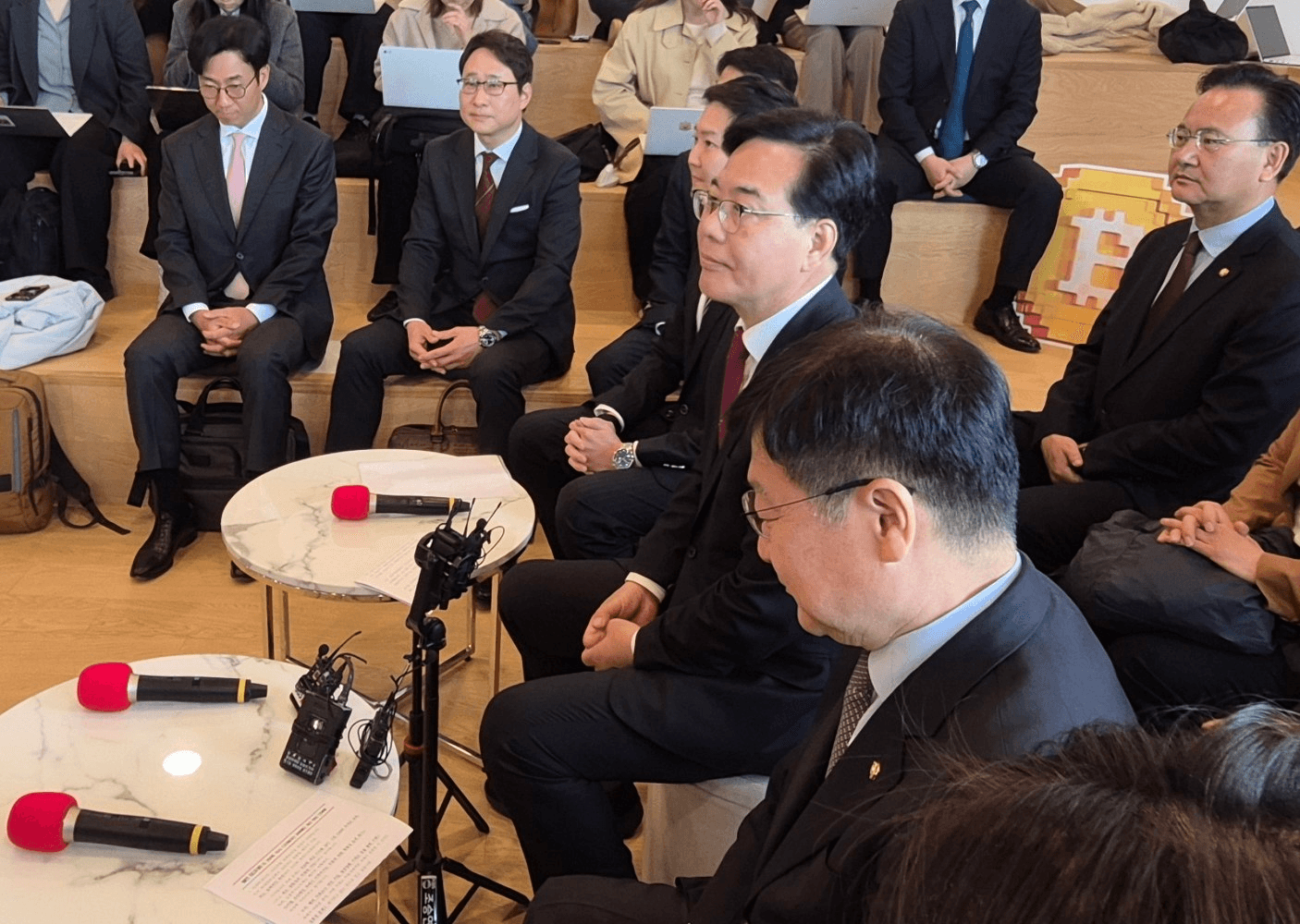 blockmedia/106771/6204211702711127618