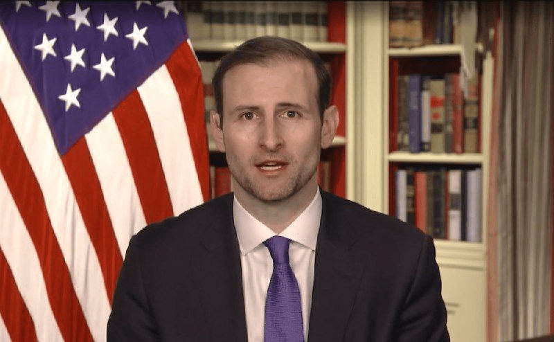 moon252423/22552/6088882639583514115