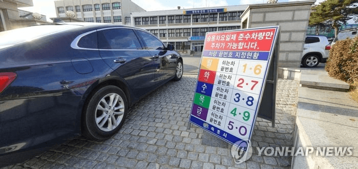 moon252423/23171/6201491678447734334