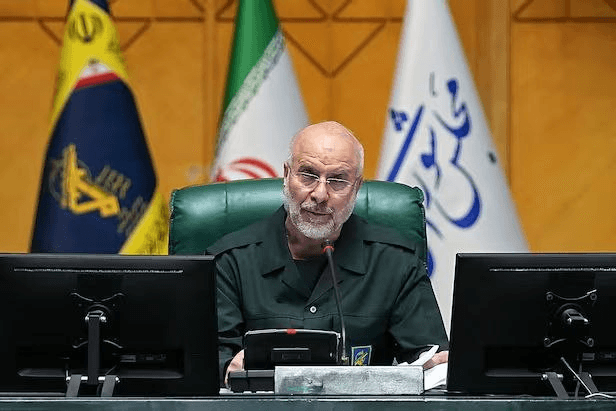 moon252423/23260/6217360667778420044