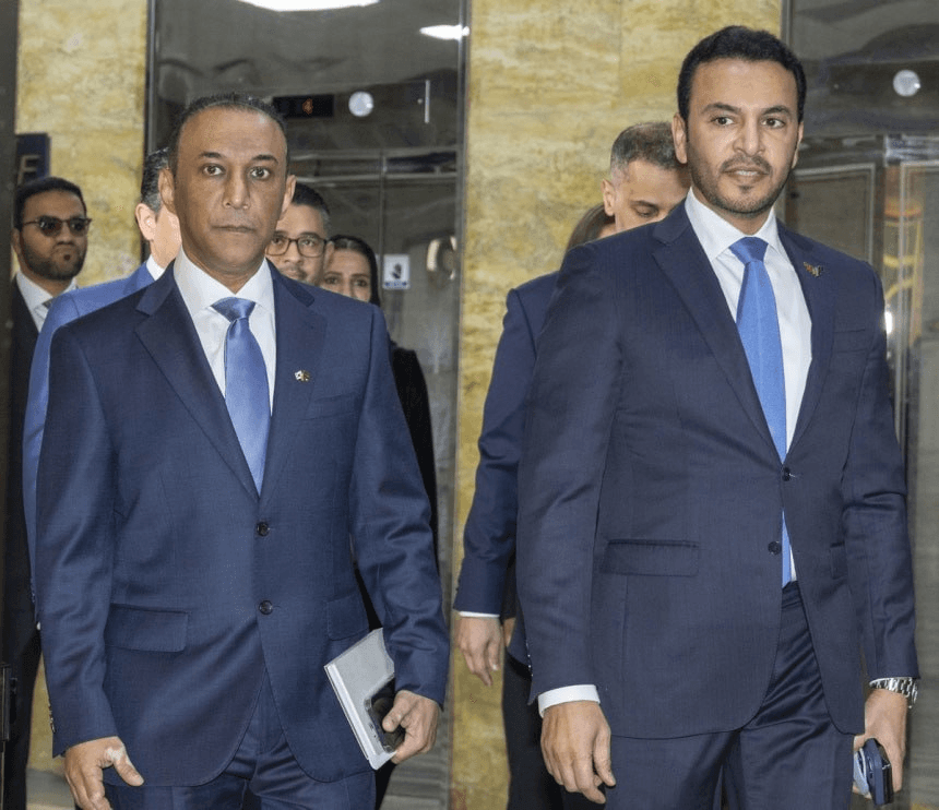 moon252423/23400/6247029455750631245